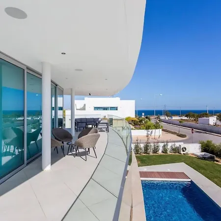 Luxury Contemporary Very Close Of The *