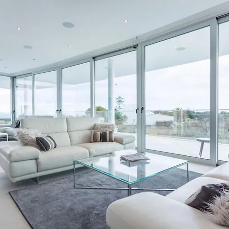 Luxury Contemporary Very Close Of The Vakantiehuis
